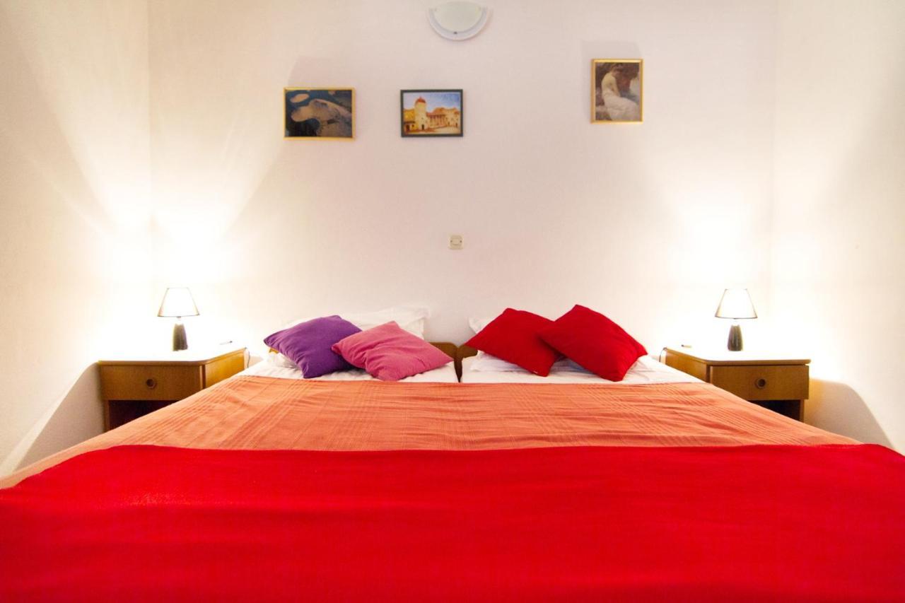 Apartment Stomorska 8650A Luaran gambar